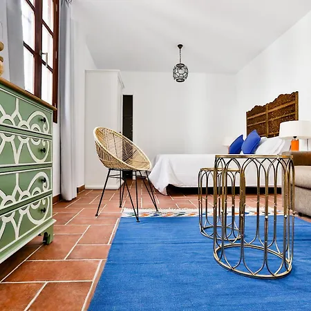 Oyo Urban Vida Alcázar Apartamento