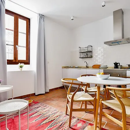 Apartamento Oyo Urban Vida Alcázar *