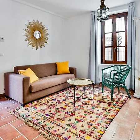 Oyo Urban Vida Alcázar Córdoba