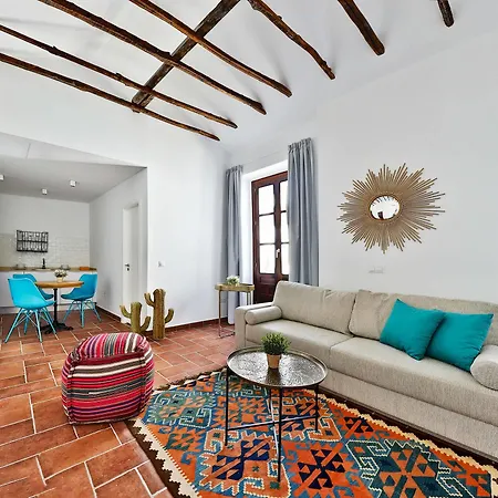 Apartamento Oyo Urban Vida Alcázar