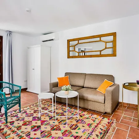 Apartamento Oyo Urban Vida Alcázar *