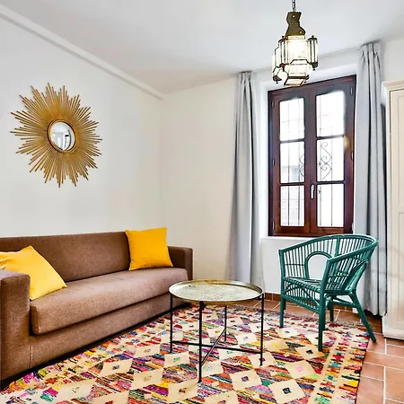 Apartamento Oyo Urban Vida Alcázar Córdoba