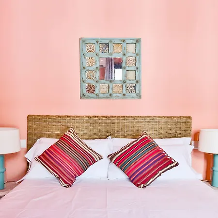 Apartmán Oyo Urban Vida Alcazar *