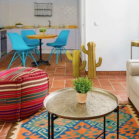 Oyo Urban Vida Alcazar