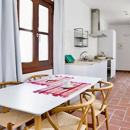 Apartmán Oyo Urban Vida Alcazar *