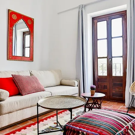 Apartmán Oyo Urban Vida Alcazar *